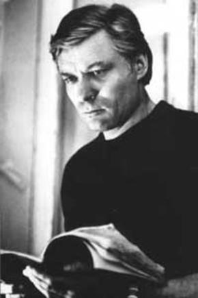 Александр Михайлов