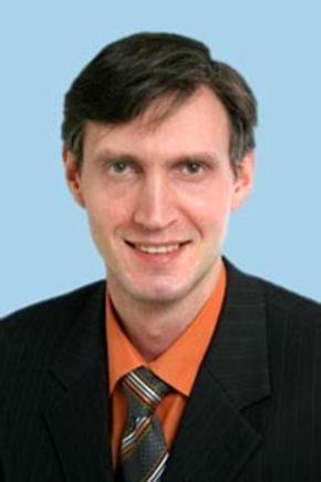 Денис Кирис